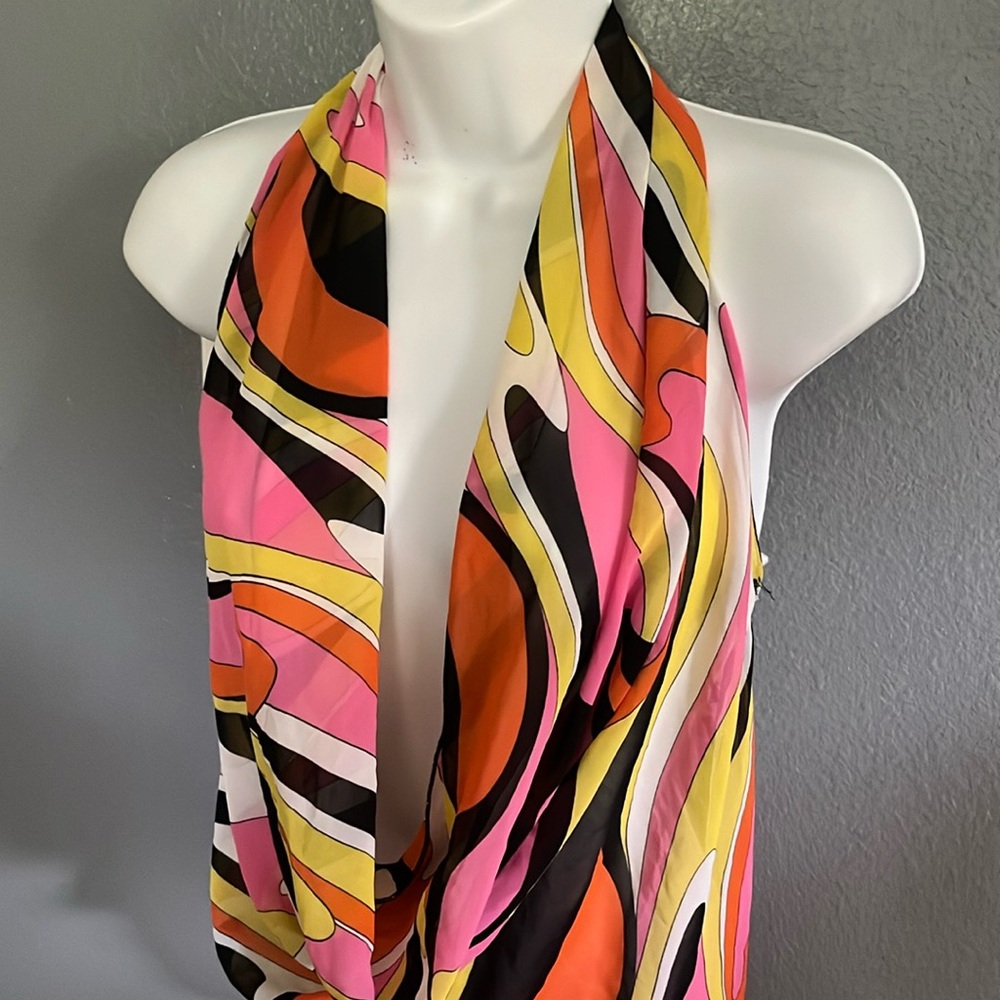 Halter top fashion size large like new
